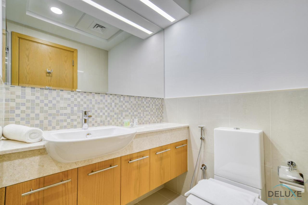 Bohemian 2br With Assistant At Bellevue Tower 1 Downtown By Deluxe Homes Apartment